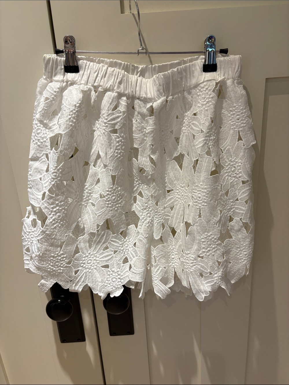High-Waist White Floral Lace Shorts